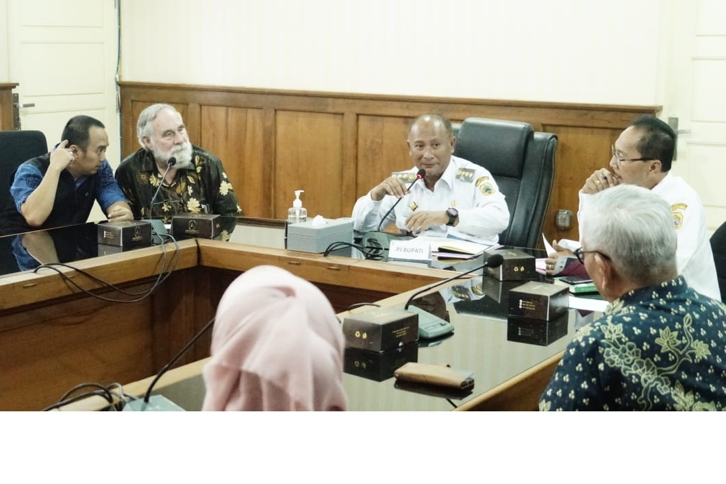 Pj Bupati Pati Hadiri Audiensi dengan Australia Indonesia Health Security Partnership